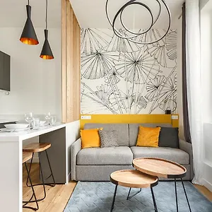 Mini Loft 2 Personnes Proche Montmartre , Paris France