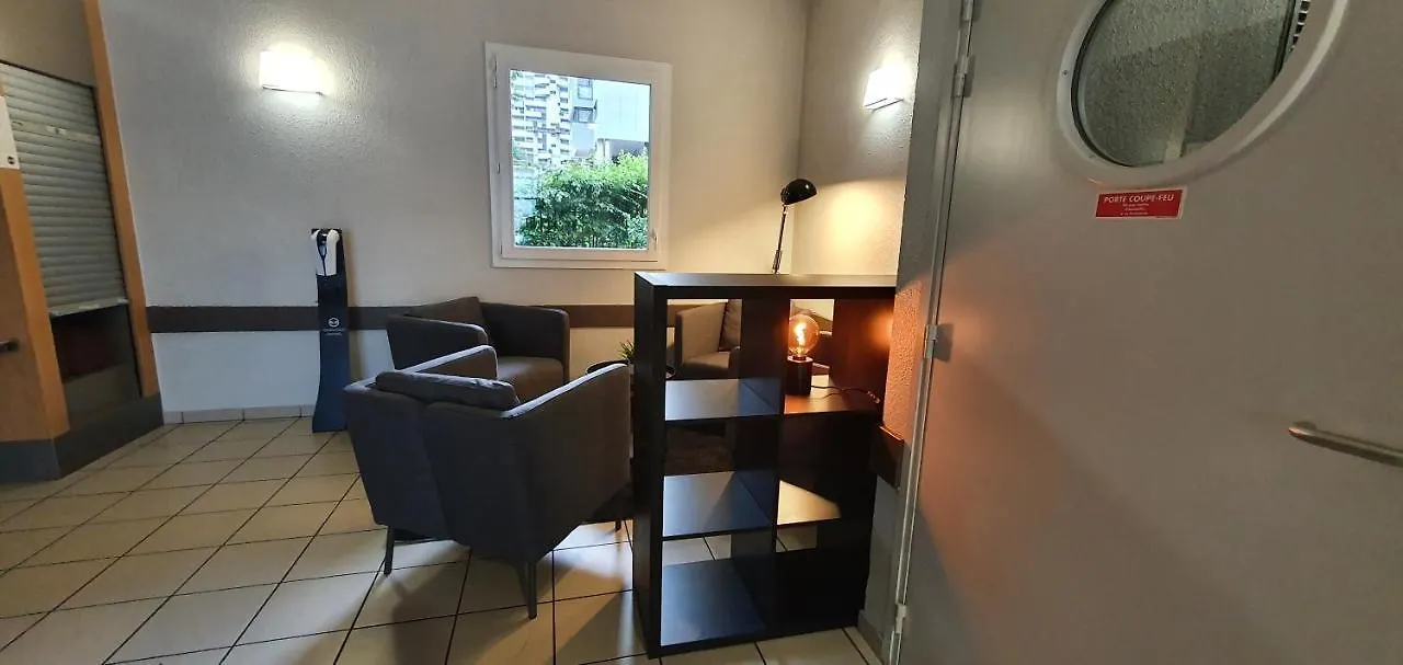 **  B&B Hotel Grenoble Centre Alpexpo Francia