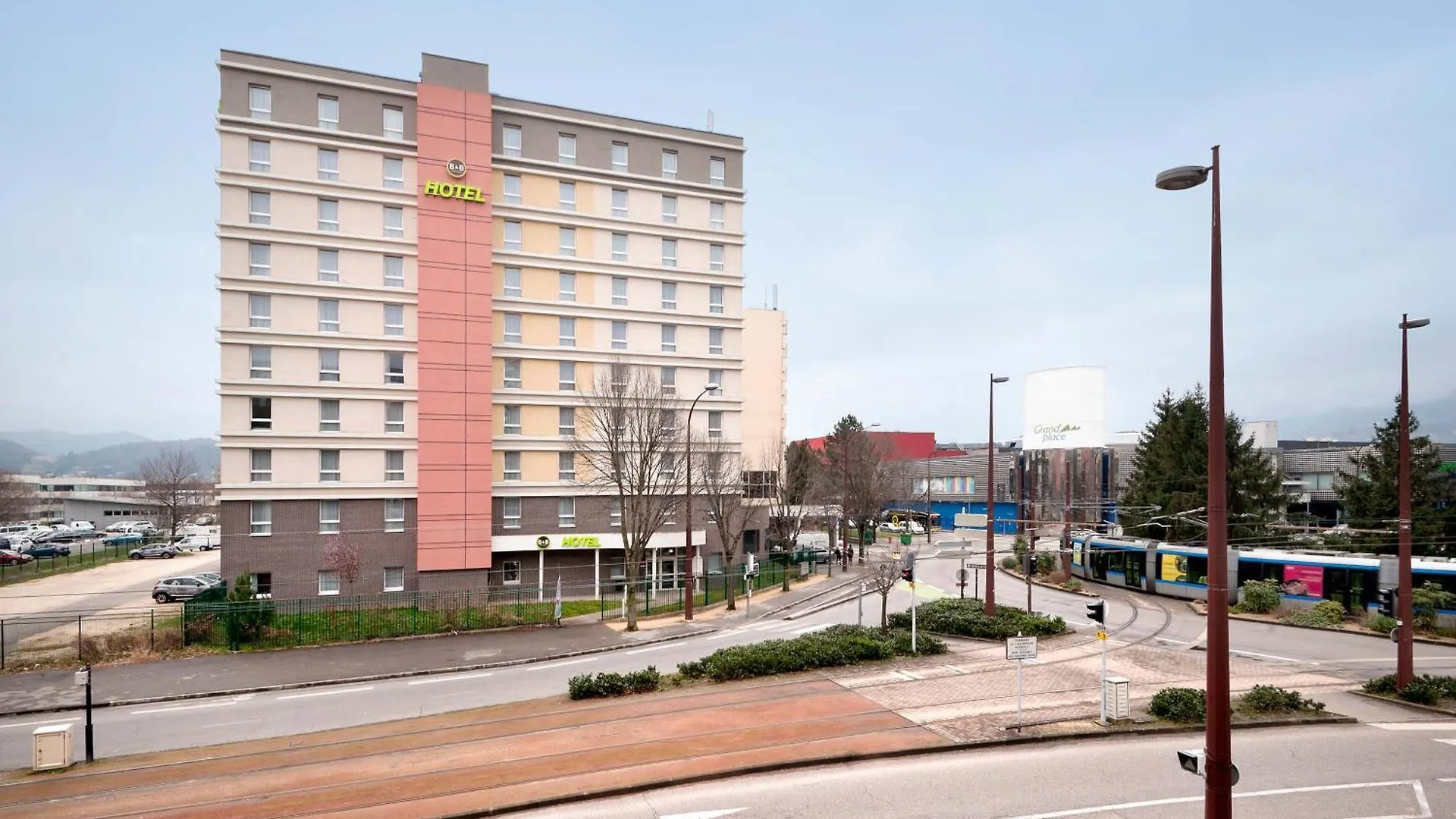 B&B Hotel Grenoble Centre Alpexpo Francia