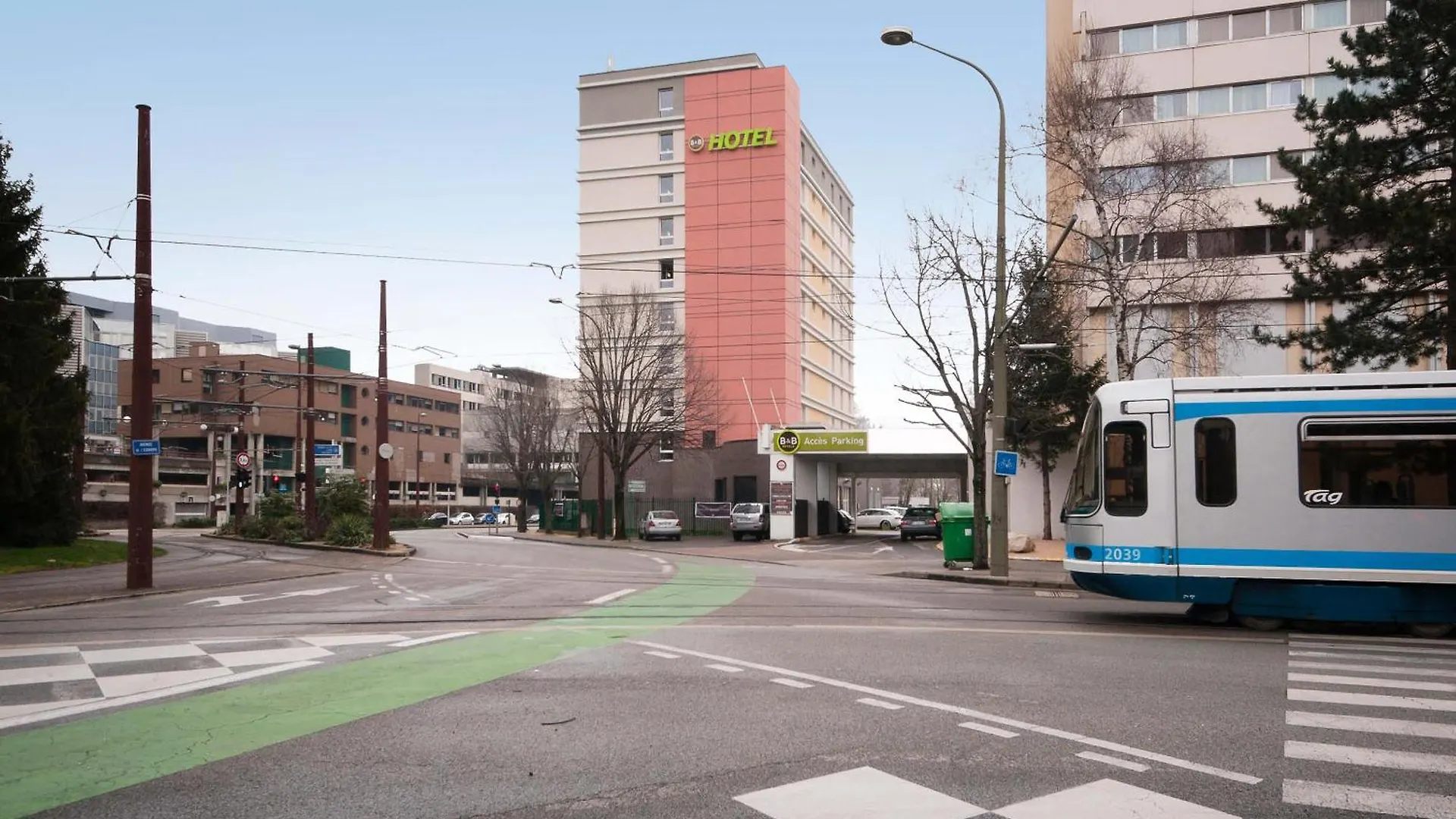 B&B Hotel Grenoble Centre Alpexpo
